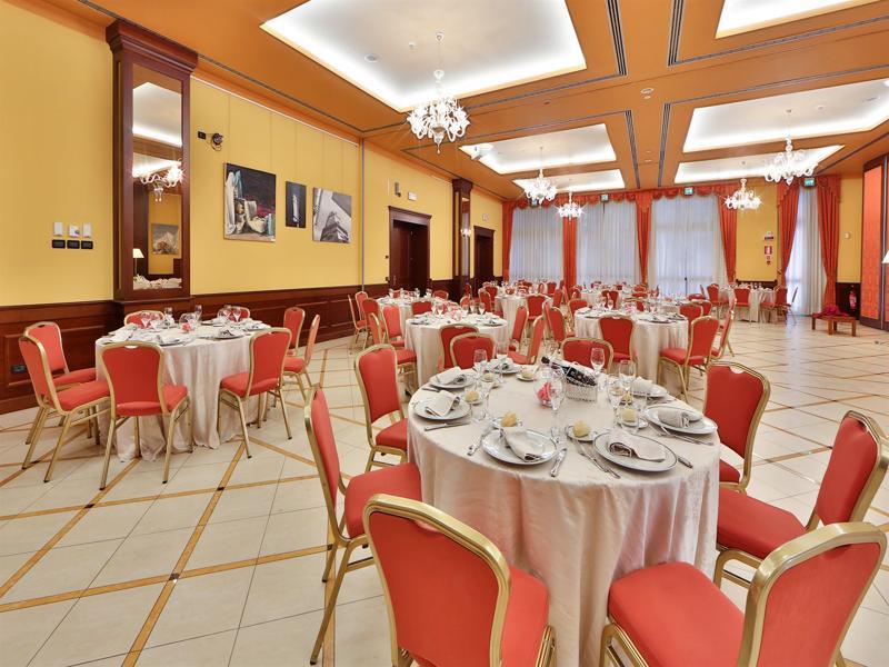 Best Western Classic Hotel Reggio Emilia Exterior photo