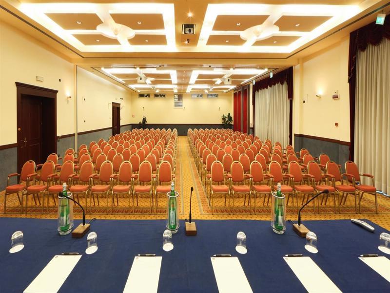 Best Western Classic Hotel Reggio Emilia Exterior photo