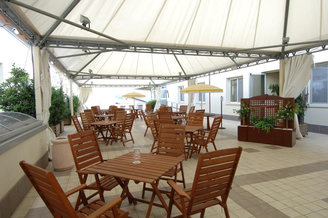 Best Western Classic Hotel Reggio Emilia Exterior photo